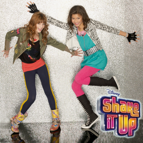 shake-it-up-photoshoot-zendaya-coleman-31110030-640-640.png